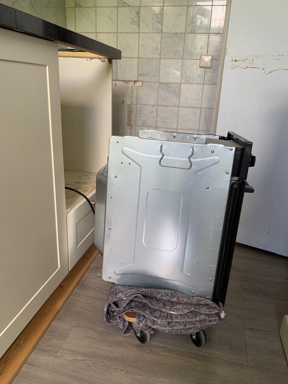 Oven tijdelijk uit het kastje